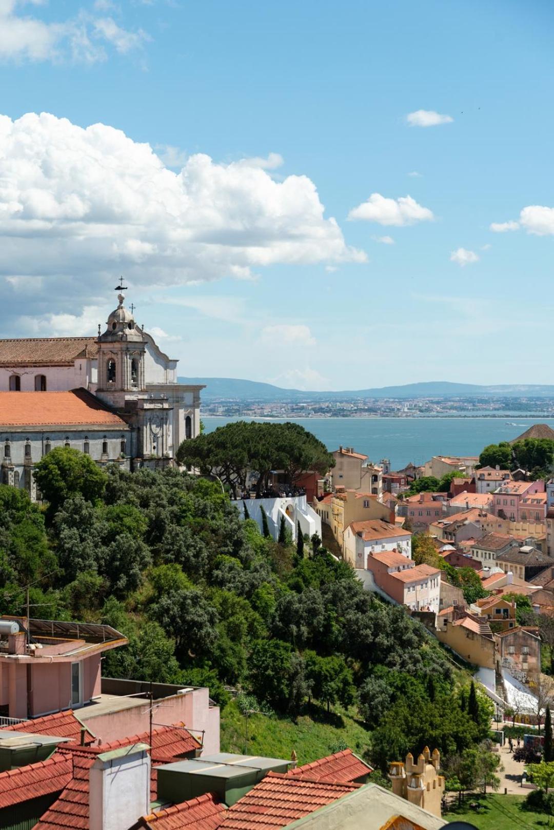 For 2 Just 250m From Largo Intendente *